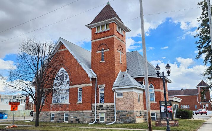 Pictures of Retail, Office, Hospitality property located at 230 N Woodworth St, Corunna, MI 48817 for sales - image #1