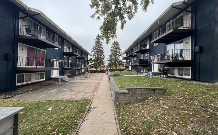 Pictures of Multifamily property located at 3416 Gertrude St, Bellevue, NE 68147 for sales - image #1
