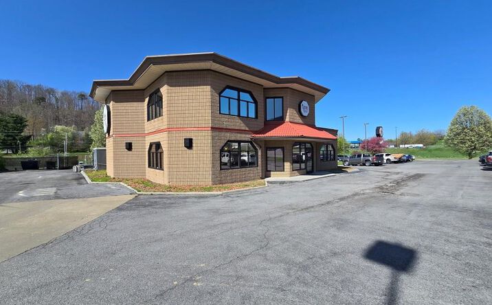 Pictures of Business for Sale, Retail property located at Commerce Dr, Bluefield, VA 24605 for sales - image #1