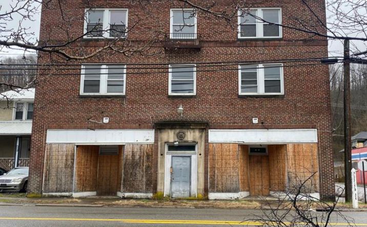 Pictures of Multifamily property located at Bluefield Ave, Bluefield, WV 24701 for sales - image #1