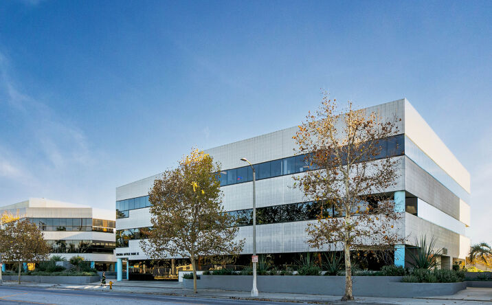 Pictures of Office property located at 6345 Balboa Blvd, Building 2, Encino, CA 91316 for sales - image #1