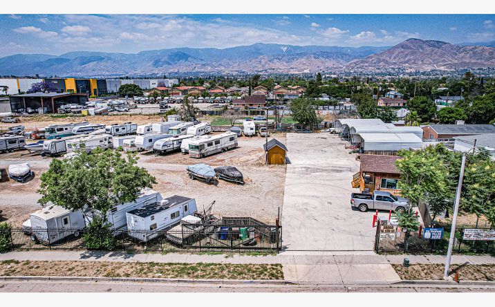 Pictures of Land property located at 26068 5th, San Bernardino, CA 92410 for sales - image #1