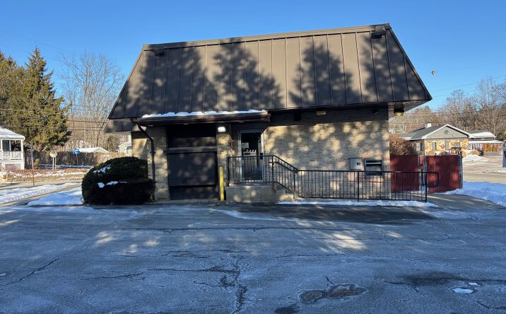 Pictures of Retail property located at 197 Main St, Newton, NJ 07860 for sales - image #1