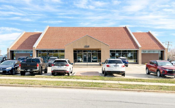 Pictures of Office property located at 114 Sproles Dr, Benbrook, TX 76126 for sales - image #1