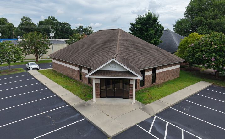 Pictures of Office property located at 3450 S Contentnea St, Farmville, NC 27828 for sales - image #1