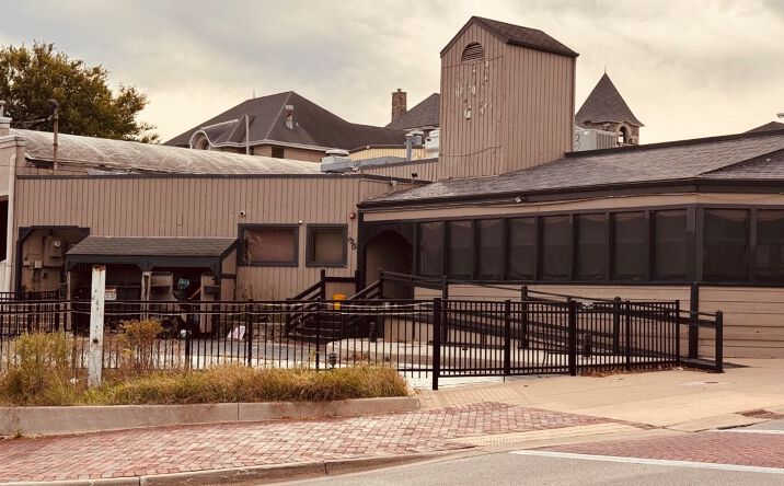 Pictures of Hospitality, Retail, Special Purpose property located at 35 N Water St, Batavia, IL 60510 for sales - image #1