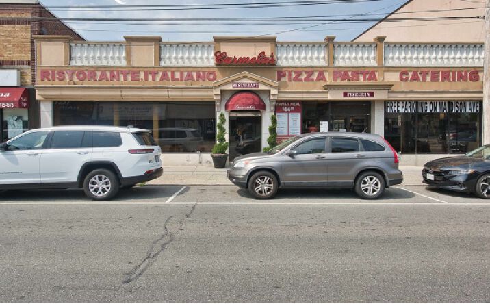 Pictures of Retail property located at 908 Hempstead Turnpike, Franklin Square, NY 11010 for sales - image #1