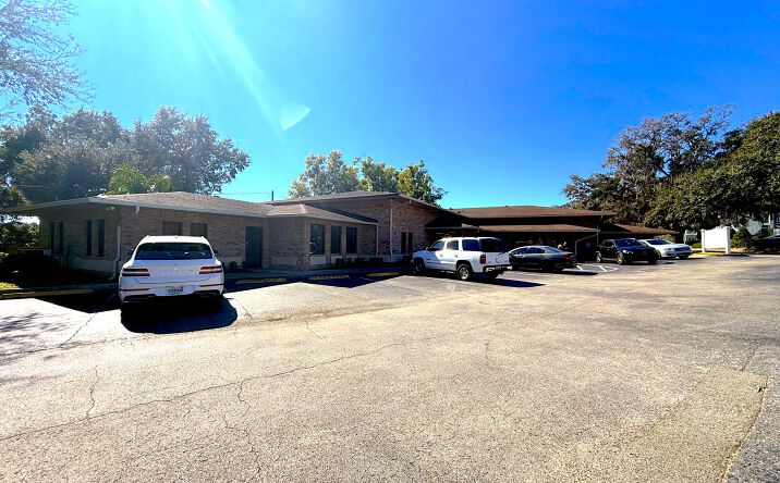 Pictures of Office property located at 3861 Oakwater Cir, Orlando, FL 32806 for sales - image #1