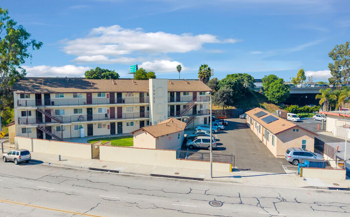 Pictures of Multifamily property located at 16925 Prairie, Torrance, CA 90504 for sales - image #1