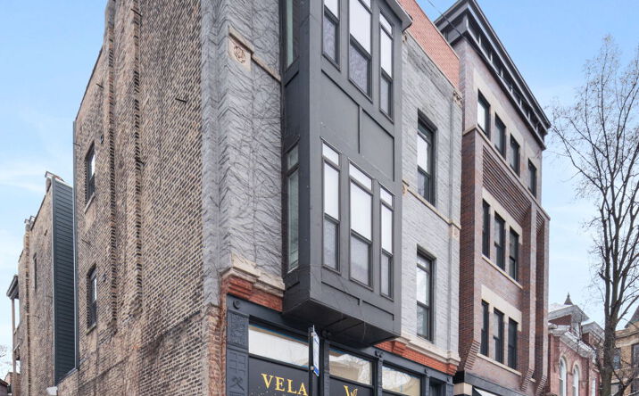 image of property at 965 W 18TH ST Chicago IL 60608-4893