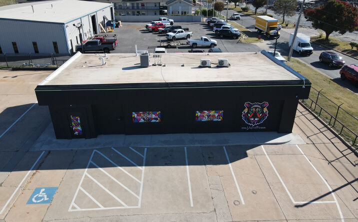 Pictures of Retail, Land property located at 700 S MacArthur Blvd, Oklahoma City, OK 73128 for sales - image #1
