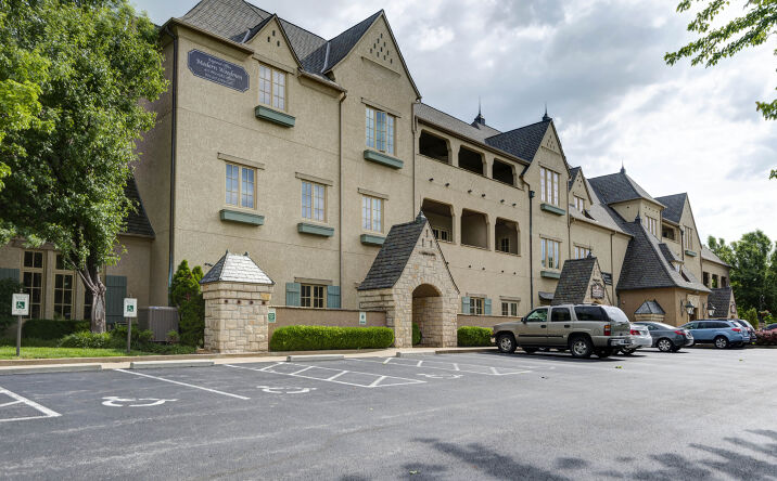 Pictures of Office property located at 1531 East Bradford Parkway 300, Springfield, MO 65804 for sales - image #1