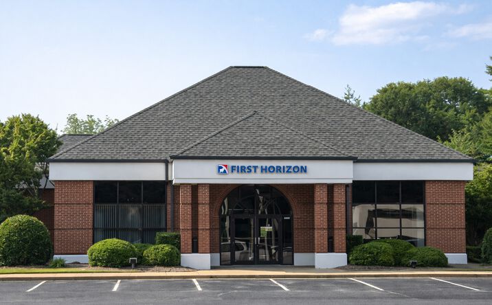 Pictures of Retail property located at 2680 Reidville Rd, Spartanburg, SC 29301 for sales - image #1