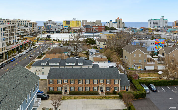 Pictures of Multifamily property located at 414 19th St, Virginia Beach, VA 23451 for sales - image #1