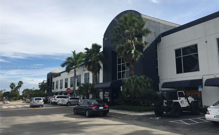 Pictures of Office, Multifamily property located at 7500 NW 25th St # 256, Miami, FL 33122 for sales - image #1