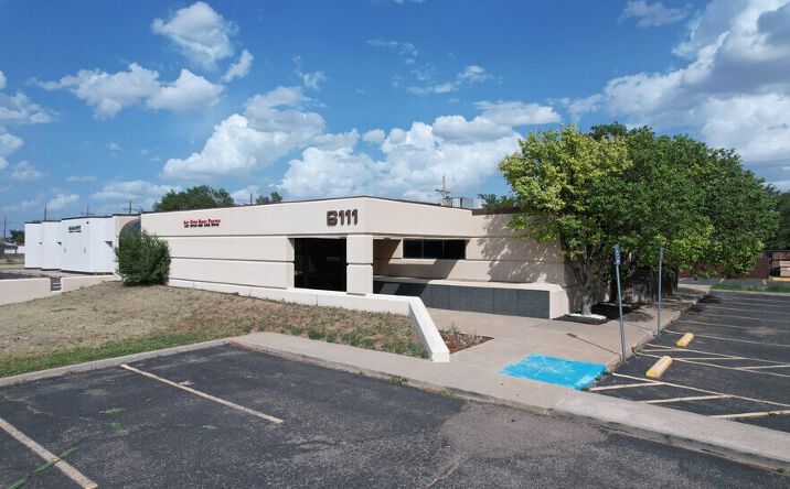 Pictures of Office, Retail property located at 6111 W Amarillo Blvd, Amarillo, TX 79106 for sales - image #1
