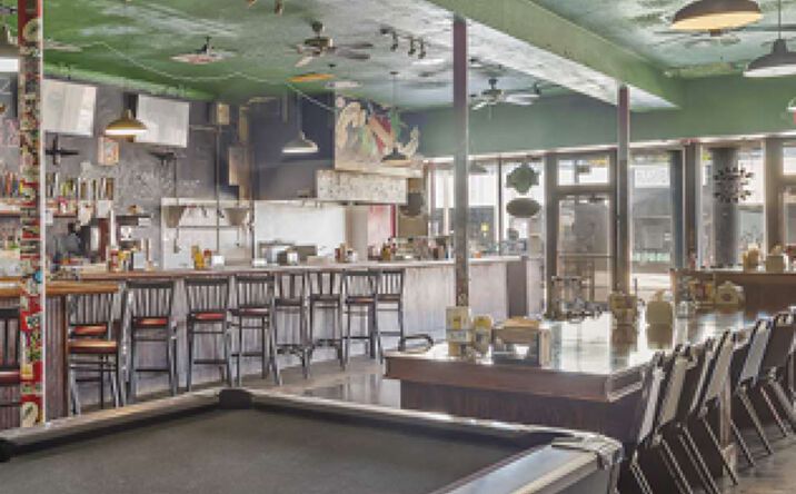 Pictures of Retail property located at 310 SEABREEZE Boulevard, Daytona Beach, FL 32118 for sales - image #1
