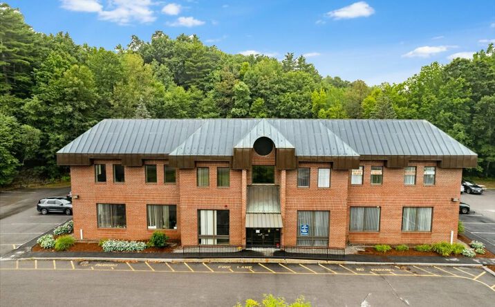 Pictures of Office property located at 7 State Route 101 Units C&D, Amherst, NH 03031 for sales - image #1