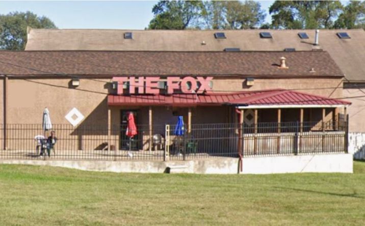 Pictures of Mixed Use property located at 804 Naamans Rd, Wilmington, DE 19810 for sales - image #1
