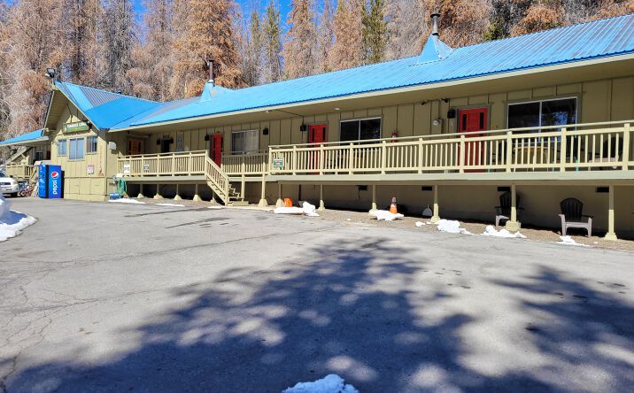 Pictures of Hospitality property located at 55380 Flintridge Ave, Lakeshore, CA 93634 for sales - image #1