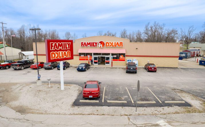 Pictures of Retail property located at 7320 US-421, McKee, KY 40447 for sales - image #1