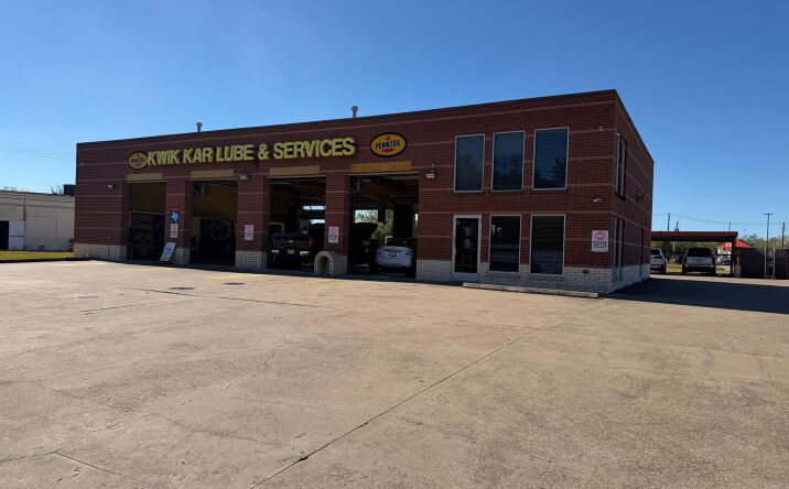 Pictures of Retail property located at 12250 S Gessner Rd, Houston, TX 77071 for sales - image #1