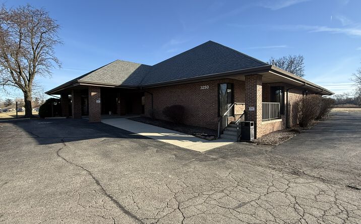 Pictures of Office property located at 3250 Middle Urbana Rd, Springfield, OH 45502 for sales - image #1