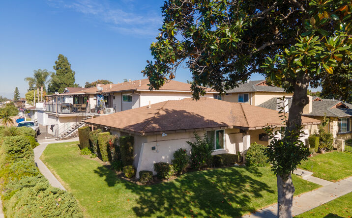 Pictures of Multifamily property located at 1215 S Athena Way, Anaheim, CA 92806 for sales - image #1