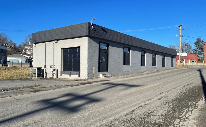 Pictures of Office property located at City Avenue, Beckley, WV 25801 for sales - image #1