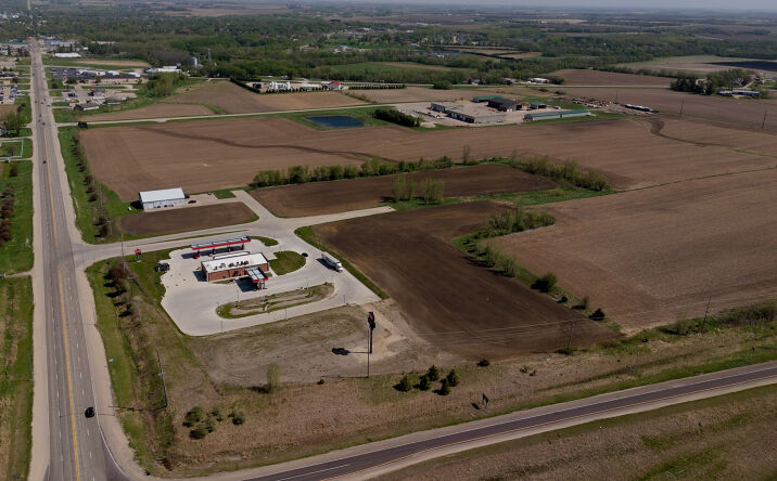 Pictures of Land property located at 600 18th St, Charles City, IA 50616 for sales - image #1