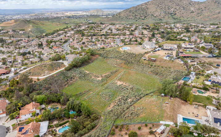 Pictures of Land property located at 1130 LA SALLE CIR, CORONA, CORONA, CA 92879 for sales - image #1