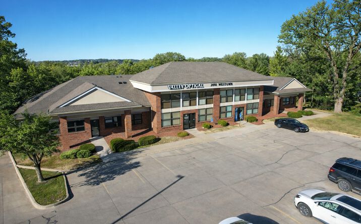 Pictures of Office property located at 2001 Westown Pkwy, West Des Moines, IA 50265 for sales - image #1