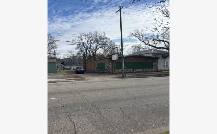 Pictures of Industrial property located at 7415 1st Ave N, Birmingham, AL 35206 for sales - image #1