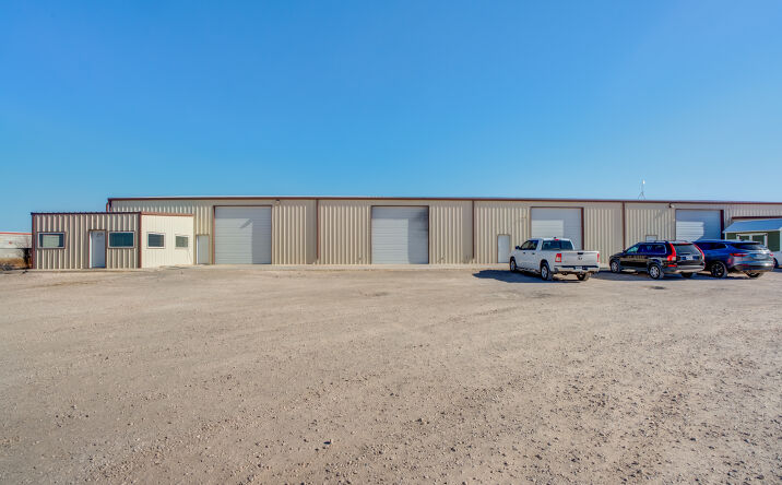 Pictures of Industrial, Mixed Use, Office, Retail, Self Storage property located at 4212 N Farm to Market 2528, Lubbock, TX 79416 for sales - image #1