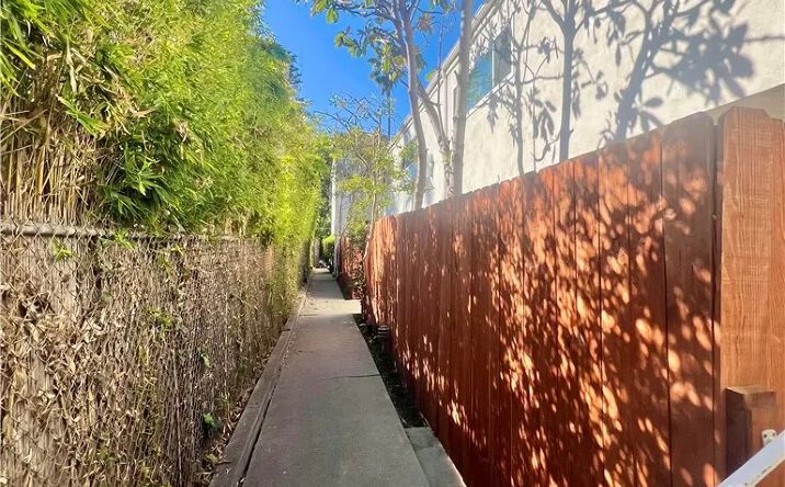 Pictures of Multifamily property located at 1813 9th Street, Santa Monica, CA 90404 for sales - image #1