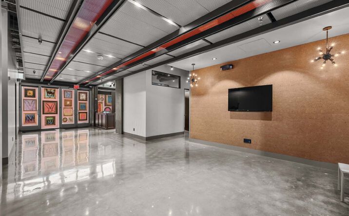 Pictures of Retail, Office property located at 751 N Fairfax Ave, Los Angeles, CA 90046 for sales - image #1