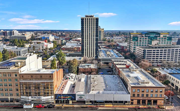 Pictures of Retail property located at 922 Van Ness, Fresno, CA 93721 for sales - image #1