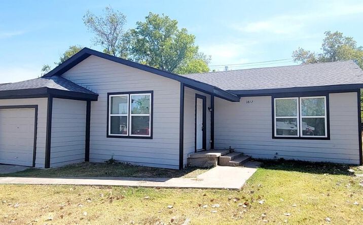 Pictures of Multifamily property located at 1705 Langford St, Greenville, TX 75401 for sales - image #1