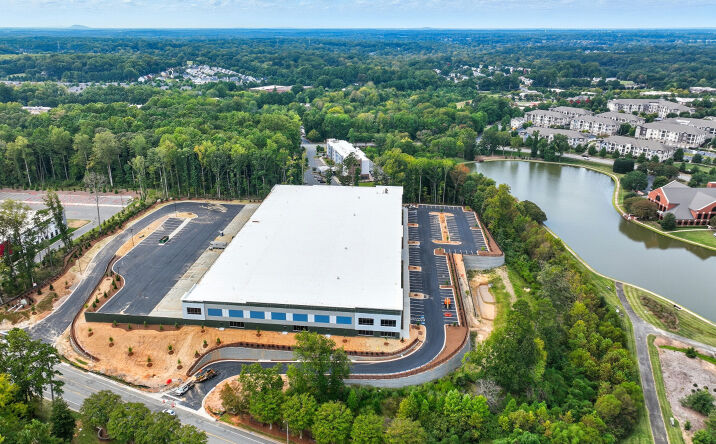 Pictures of Industrial property located at 13601 Reese Boulevard E, Huntersville, NC 28078 for sales - image #1