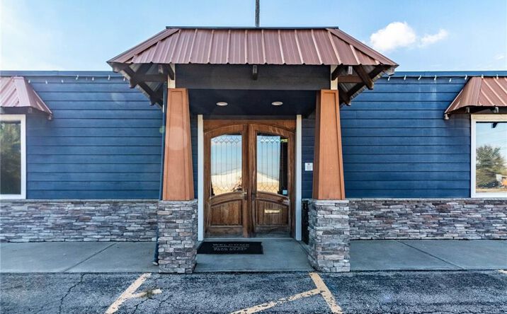 Pictures of Business for Sale, Office property located at 420 E Young Avenue, Warrensburg, MO 64093 for sales - image #1