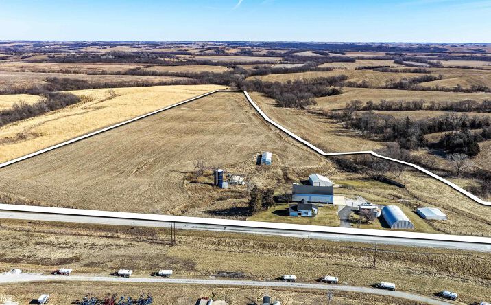 Pictures of Land property located at 2416 County Highway P27, Benton, IA 50835 for sales - image #1