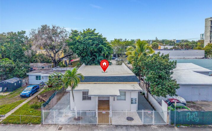 Pictures of Multifamily property located at 1648 NW 33rd St, Miami, FL 33142 for sales - image #1