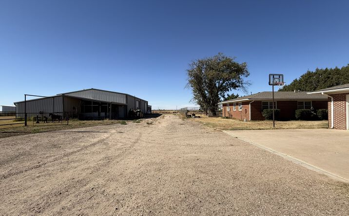 Pictures of Business for Sale, Land, Mixed Use, Multifamily, Office property located at 9506 F M 835, Slaton, TX 79364 for sales - image #1