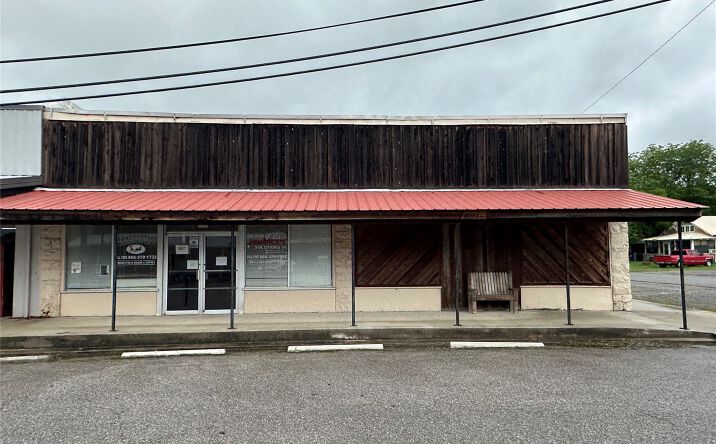 Pictures of Business for Sale property located at 113 N Main, Red Oak, OK 74563 for sales - image #1