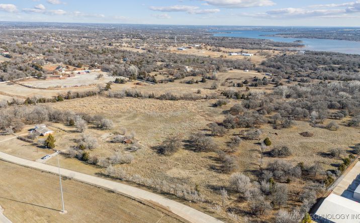 Pictures of Land property located at 4200 E I-35 Highway, Edmond, OK 73013 for sales - image #1