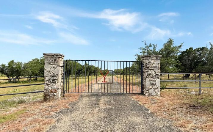 Pictures of Land property located at 1305 Camino Real, 126527, TX 76849 for sales - image #1