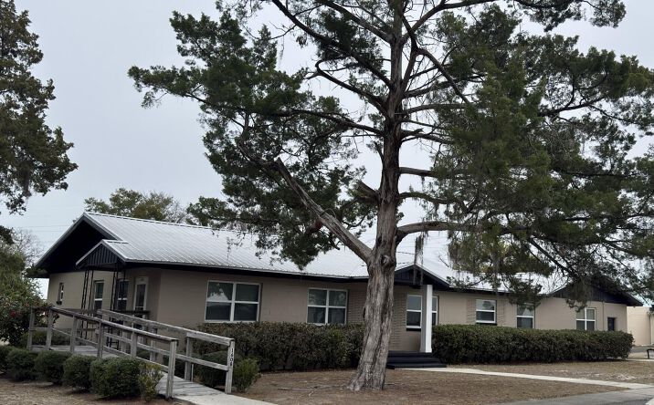 Pictures of Office property located at 160 SW NIGHTINGALE Street, Keystone Heights, FL 32656 for sales - image #1