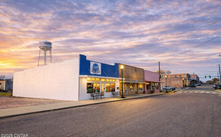 Pictures of Retail, Special Purpose, Industrial property located at 207 S 14th Avenue, Humboldt, TN 38343 for sales - image #1