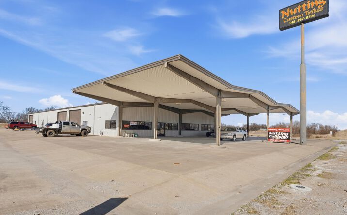 Pictures of Industrial, Mixed Use, Office, Retail property located at 21507 U.S. Rte 66, Afton, OK 74331 for sales - image #1