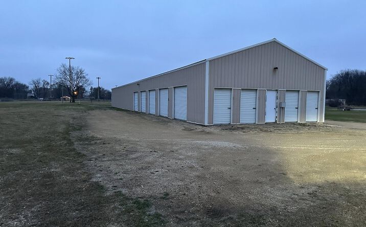Pictures of Self Storage property located at 1863 IL-84, Thomson, IL 61285 for sales - image #1